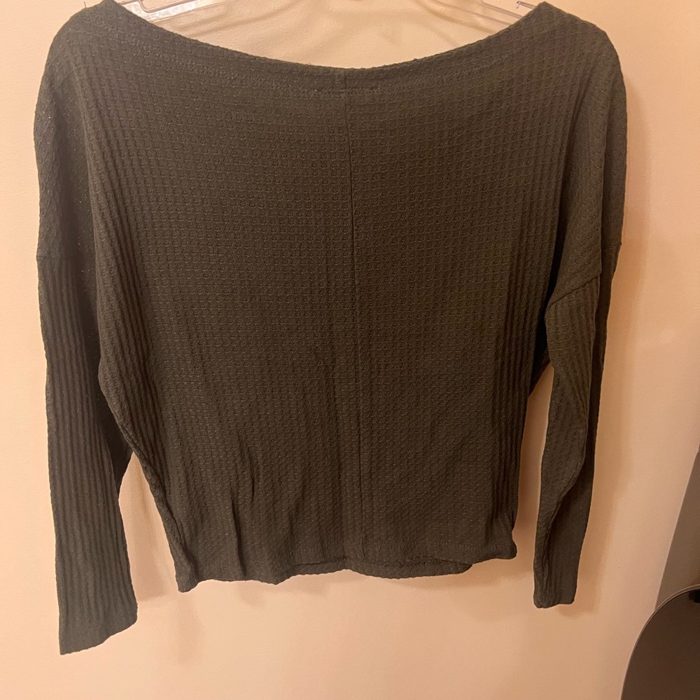Express Sweater - Picture 2 of 3